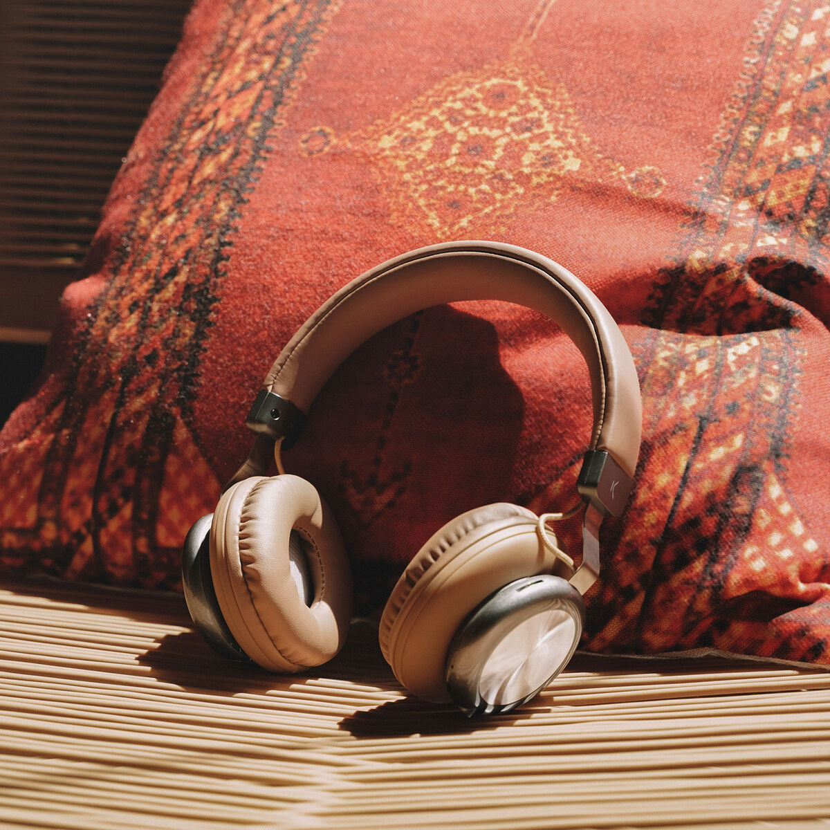 🎧 DESKORO | Casque Sans Fil KSIX Retro2 – Élégance Rétro et Technologie Moderne