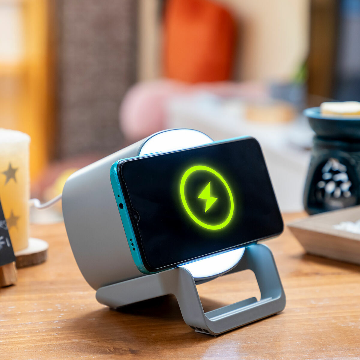 💡🔊  DESKORO | Enceinte-Chargeur Sans Fil avec LED Souwis InnovaGoods – Design, Innovation et Polyvalence